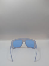 Load image into Gallery viewer, BADDIE SUNGLASSES
