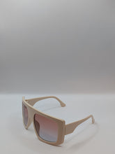 Load image into Gallery viewer, BADDIE SUNGLASSES
